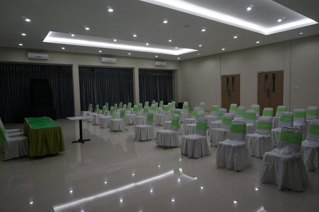 Rumah Cassa Guest House 수라바야 외부 사진